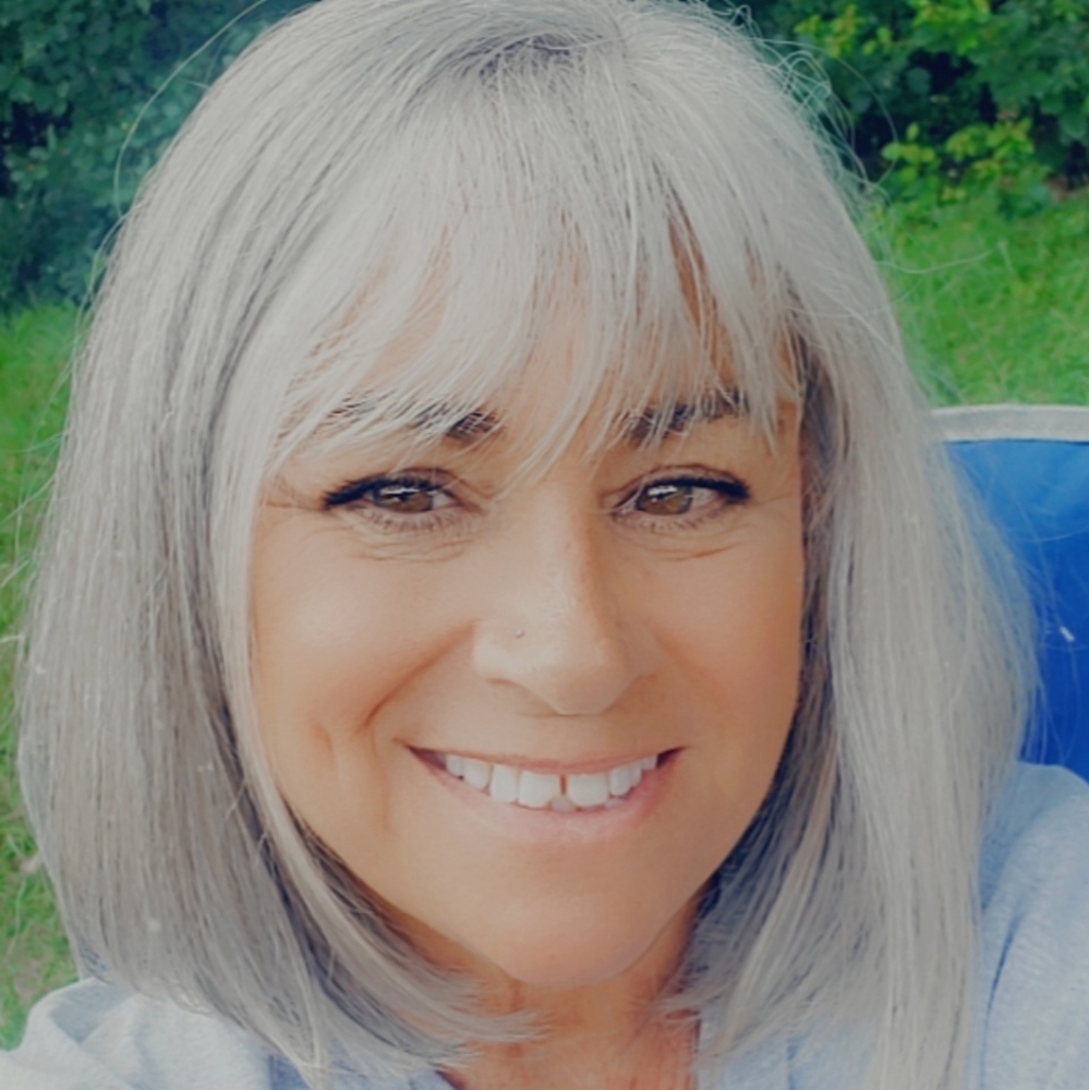 Meet your Posher, Lori